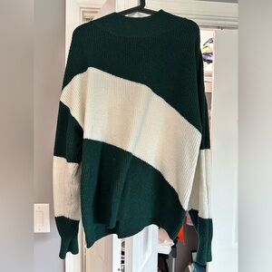 Nine West green sweater - great condition